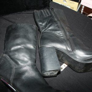 Tommy Hilfiger boots